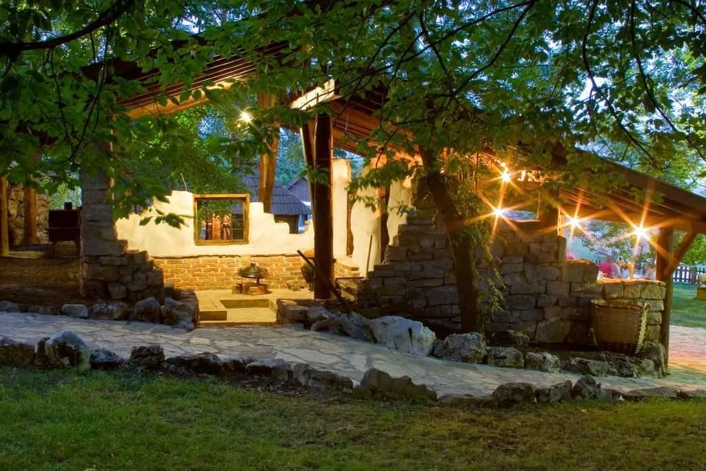 Farm Stay Cardaklije Kulen Vakuf Εξωτερικό φωτογραφία